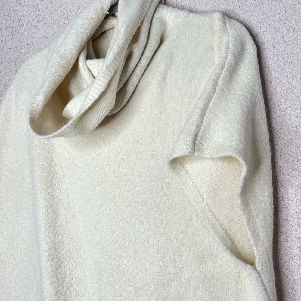 Look by M Merino Wool Funnelneck Flowy Blouse Women’s Cream/Ivory Classic Winter - Picture 7 of 15